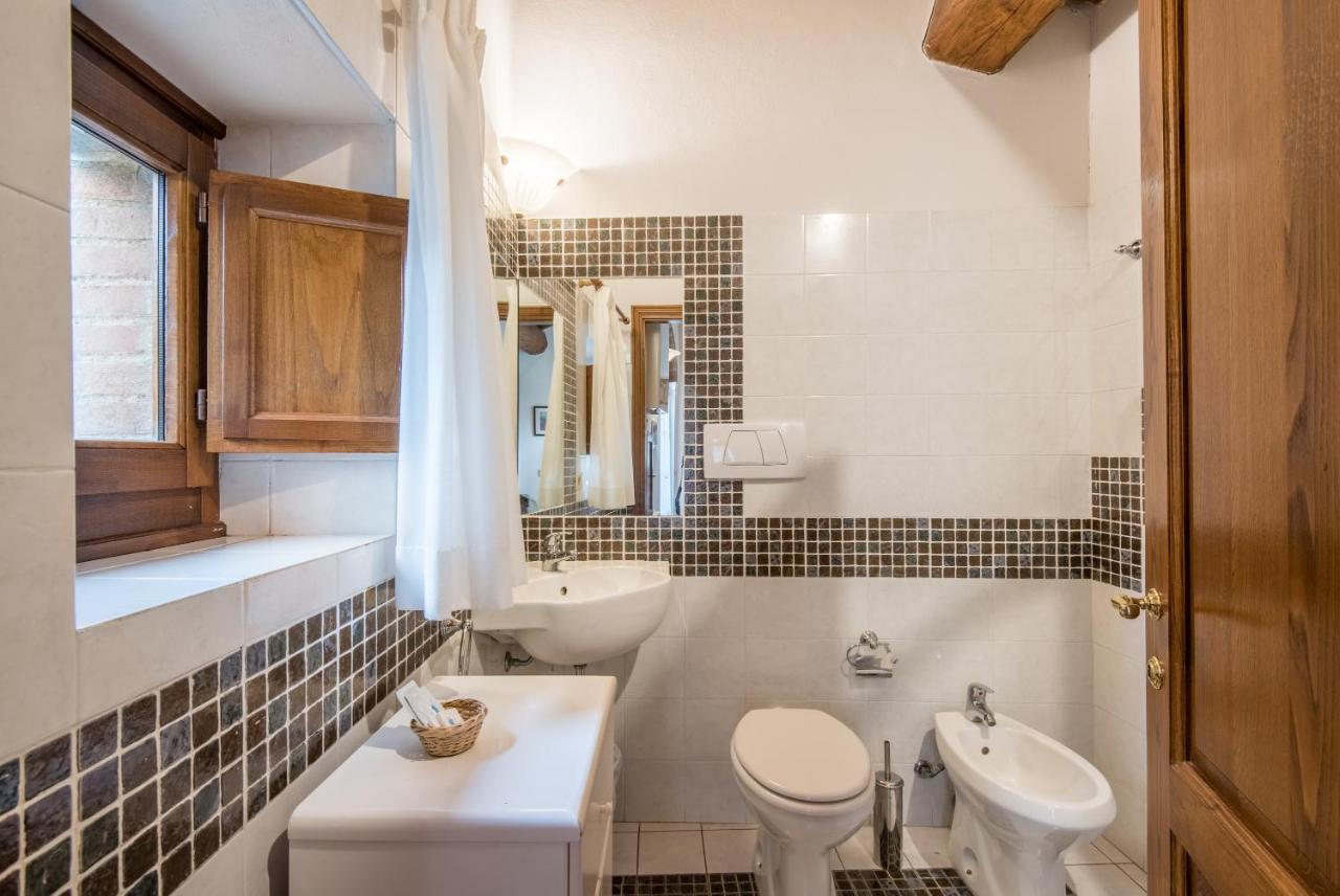 La Ferrozzola Farm stay Castellina in Chianti